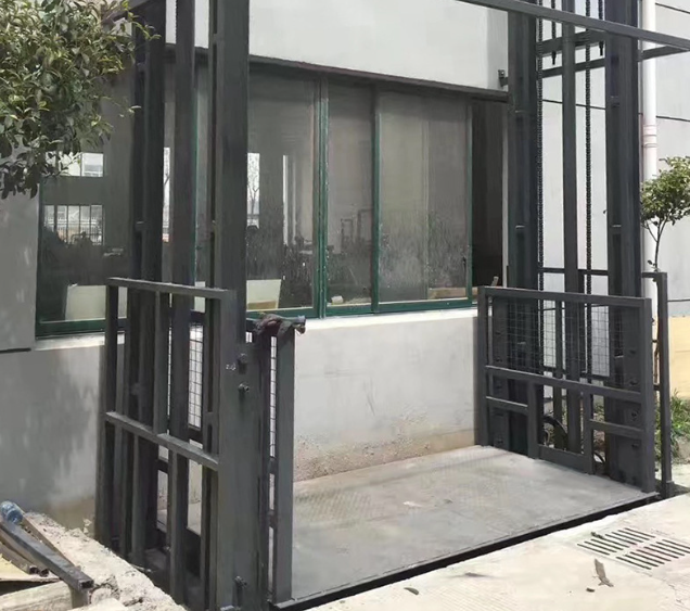 唐山导轨式施工升降机助力民生工程提速增效